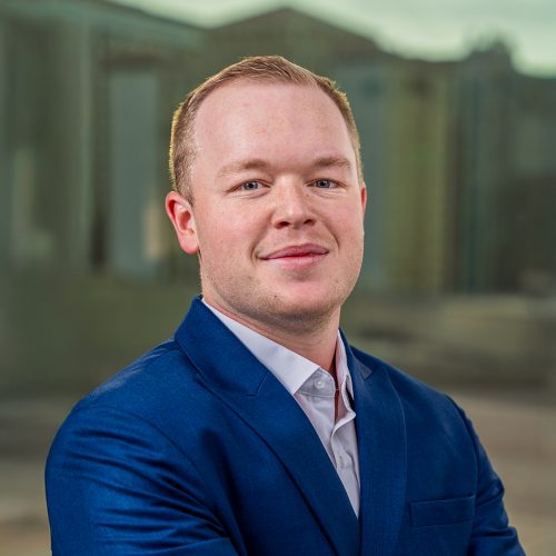 Headshots-April-Color-Corrected-03_Hunter-Stewart